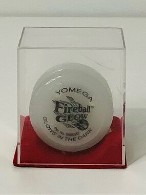 1995 Yomega Fireball Glow in the Dark High Performance Yo-Yo 🪀